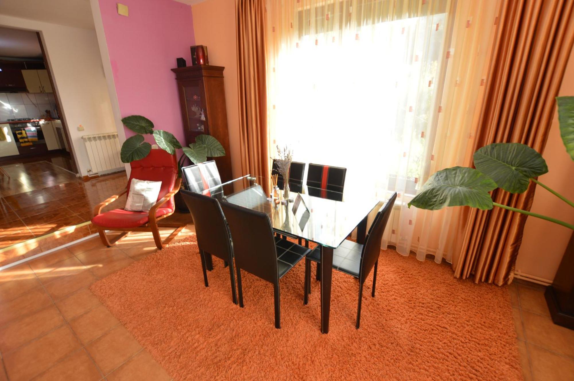 Casa Irina Villa Piatra Neamt Exterior photo
